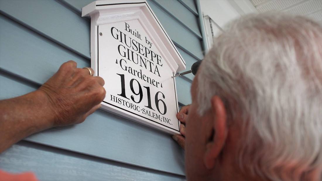 7 Prescott Street Plaque